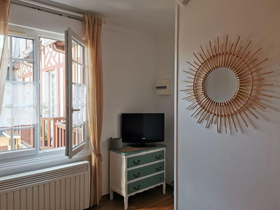 Studio Chic, Hyper Centre, 4 Minutes De La Plage Cabourg Εξωτερικό φωτογραφία